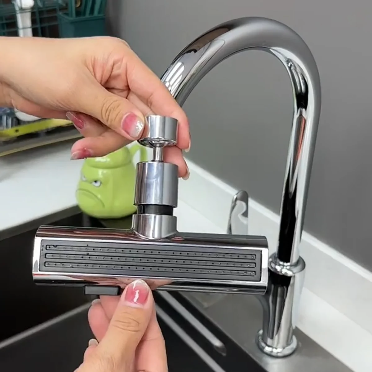 360° Swivel Faucet Head